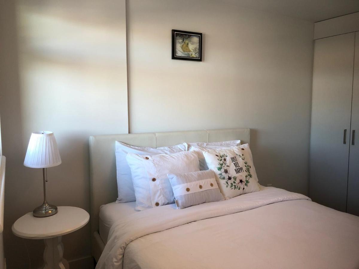 Amicable, Cozy, High Speed Internet, Sleeps 2 Riverview Downtown Apartment Calgary Luaran gambar