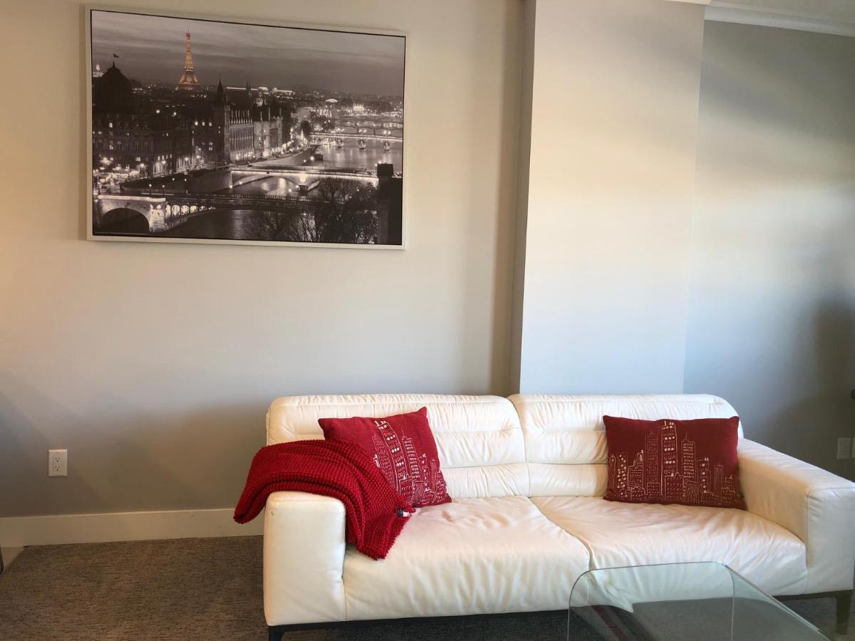 Amicable, Cozy, High Speed Internet, Sleeps 2 Riverview Downtown Apartment Calgary Luaran gambar